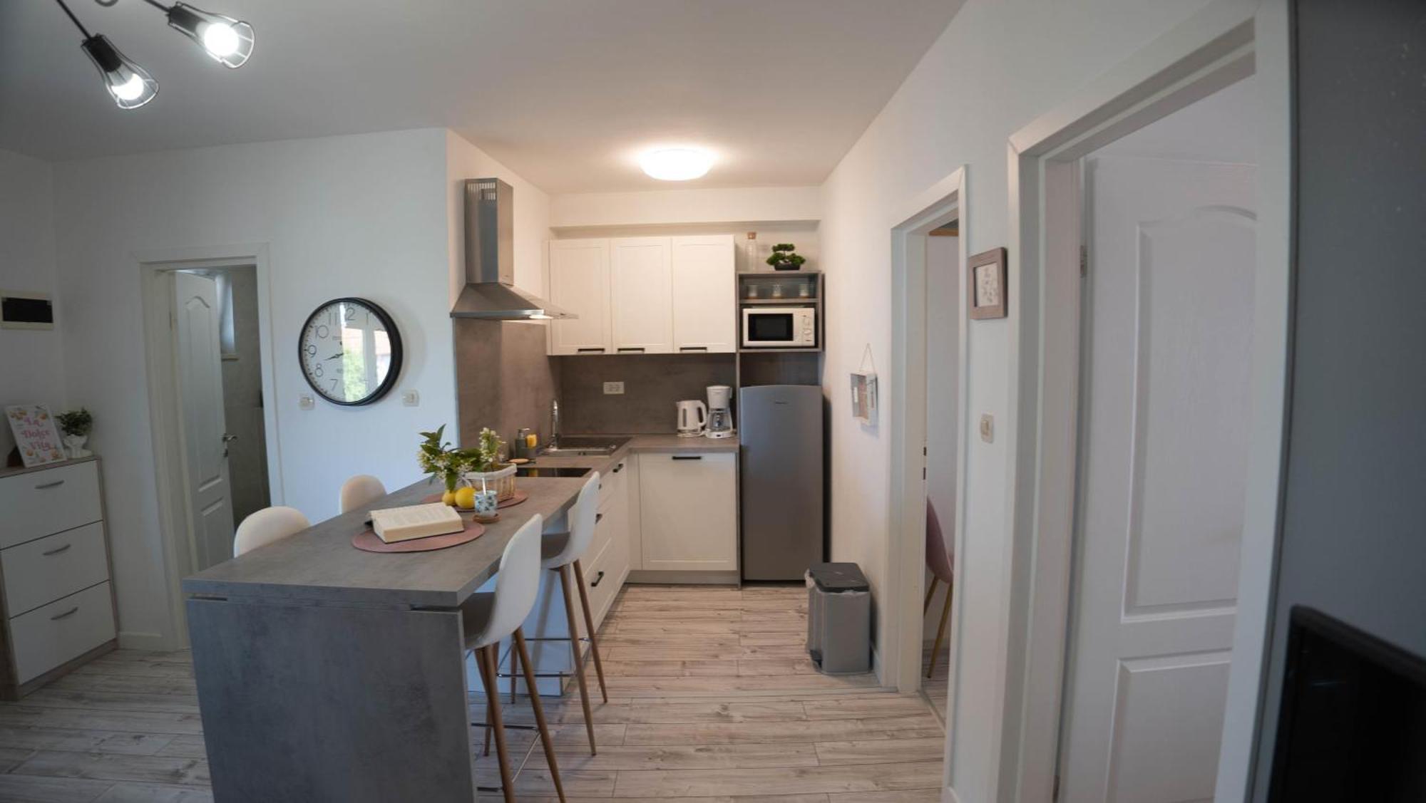 Apartments San Francesco Ровінь Екстер'єр фото